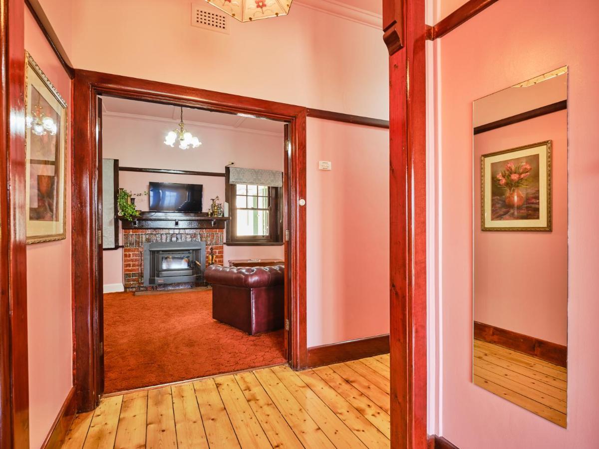 Skymirror Cottage Sea Lake Εξωτερικό φωτογραφία
